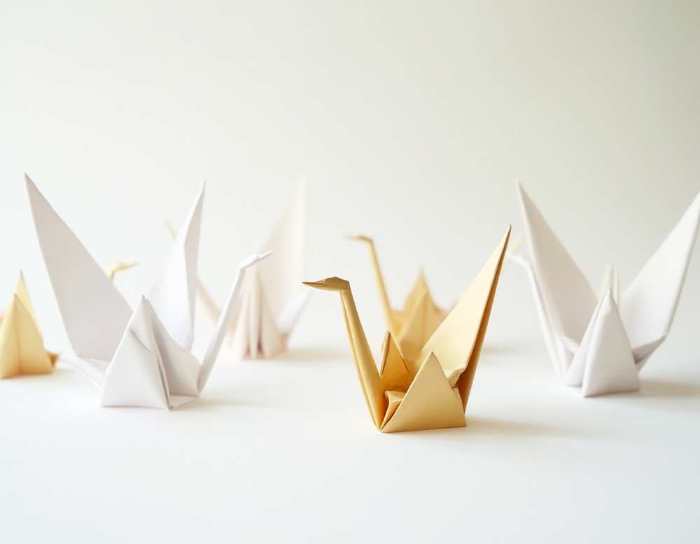Origami-Kraniche für die Hochzeitsdeko selber falten