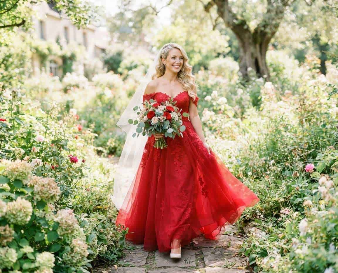 Rotes Hochzeitskleid Rotes Hochzeitskleid