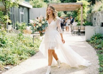 Vokuhila Hochzeitskleid